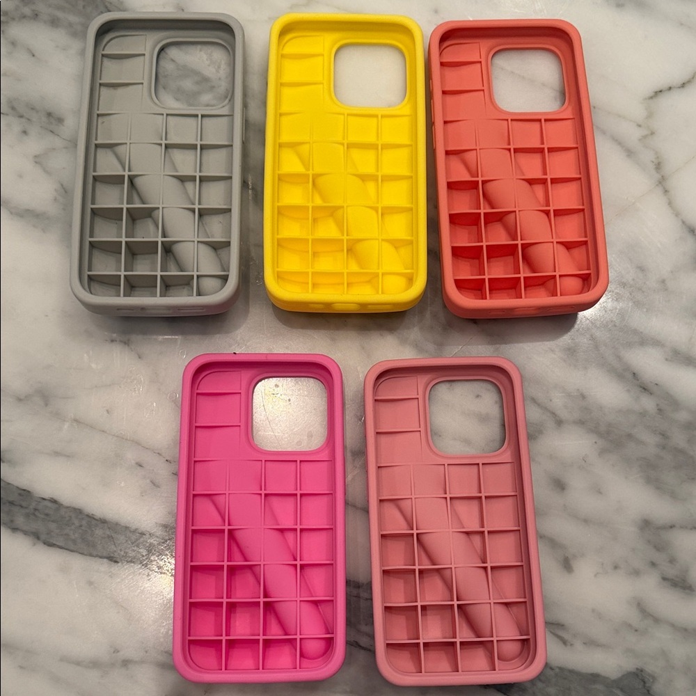 Rhode iPhone 15 pro Case Set - Gray, Yellow, Coral, Pink . Lip gloss phone case. - Picture 5 of 5